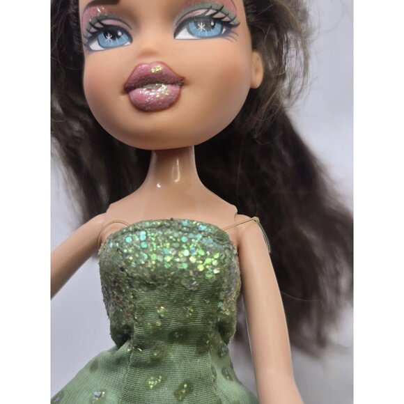 MGA Bratz 2003 Formal Funk Dana Fashion Doll - Picture 8 of 16